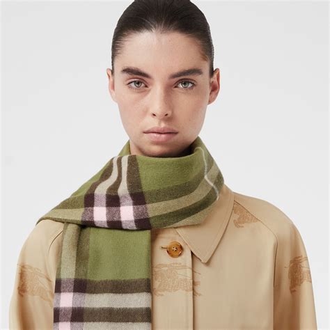 burberry scarf 0400099201225|The Burberry Scarf .